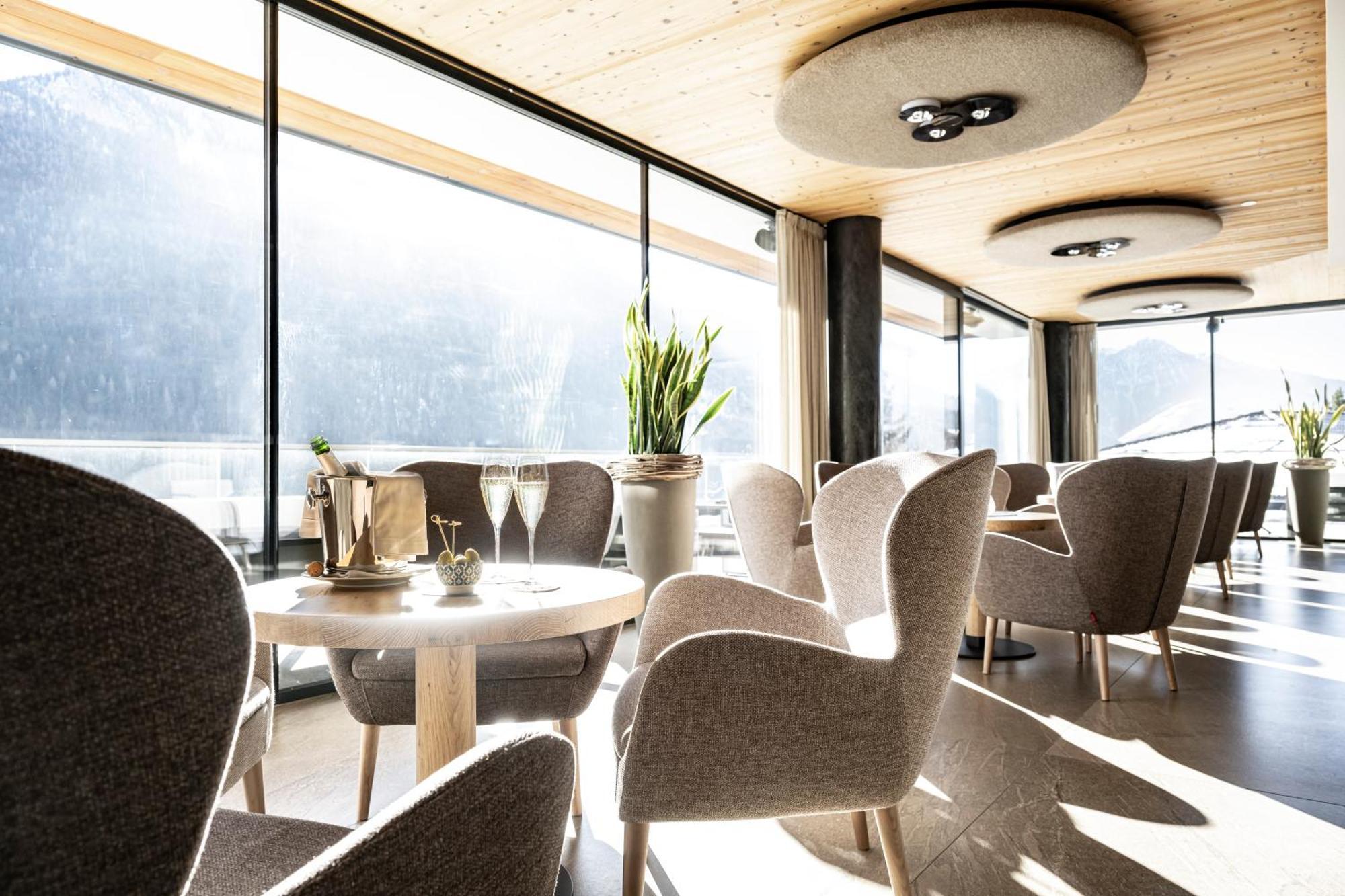 Ciampedie Luxury Alpine Spa Hotel 비고디파사 외부 사진