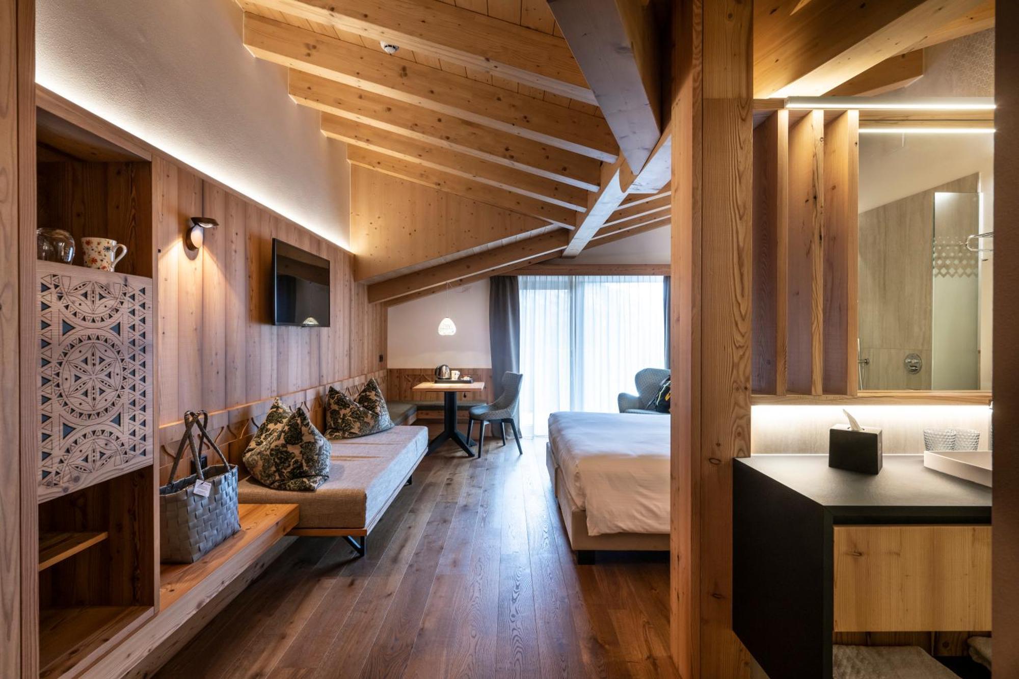 Ciampedie Luxury Alpine Spa Hotel 비고디파사 외부 사진