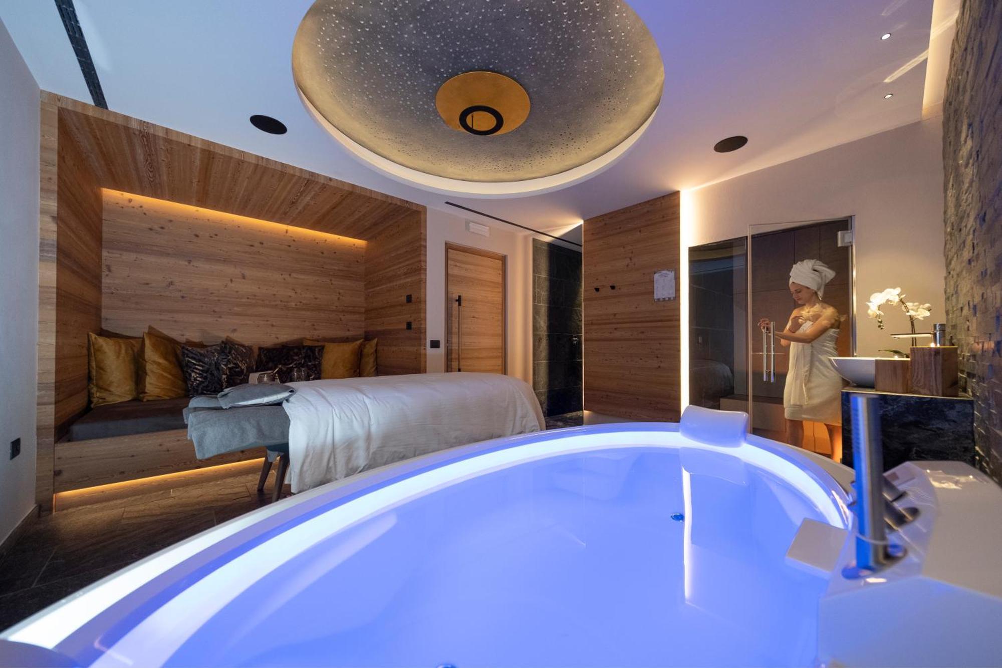 Ciampedie Luxury Alpine Spa Hotel 비고디파사 외부 사진